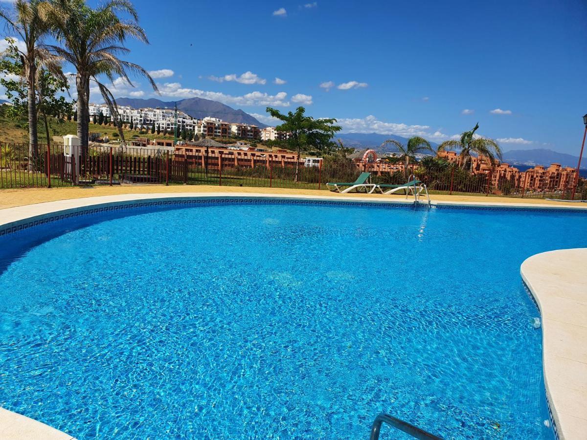 מנילבה Seaview A Spectacular 3 Bed 3 Bathroom Penthouse מראה חיצוני תמונה