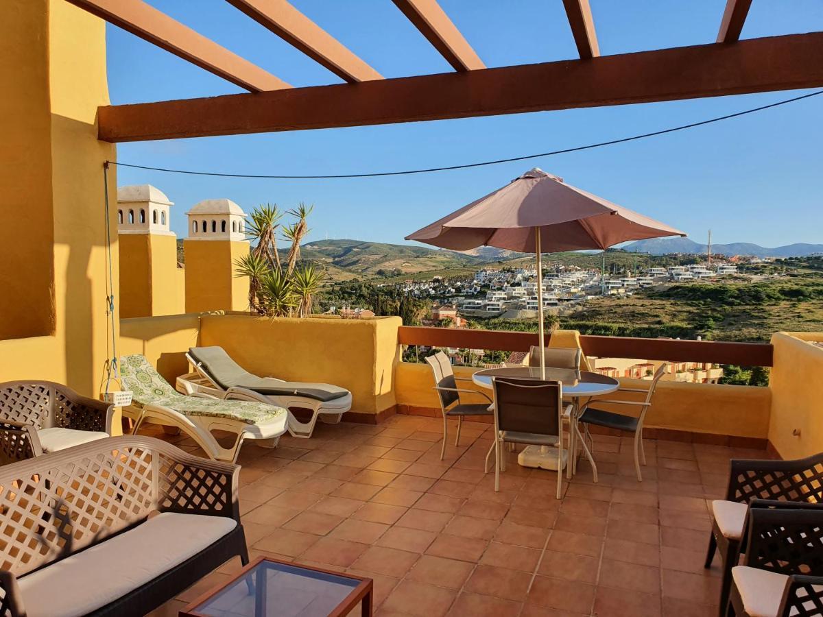 מנילבה Seaview A Spectacular 3 Bed 3 Bathroom Penthouse מראה חיצוני תמונה