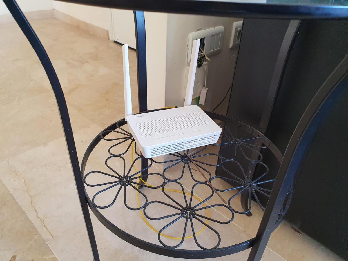 מנילבה Seaview A Spectacular 3 Bed 3 Bathroom Penthouse מראה חיצוני תמונה