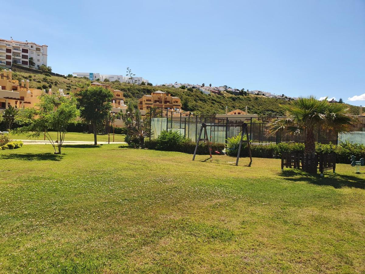 מנילבה Seaview A Spectacular 3 Bed 3 Bathroom Penthouse מראה חיצוני תמונה